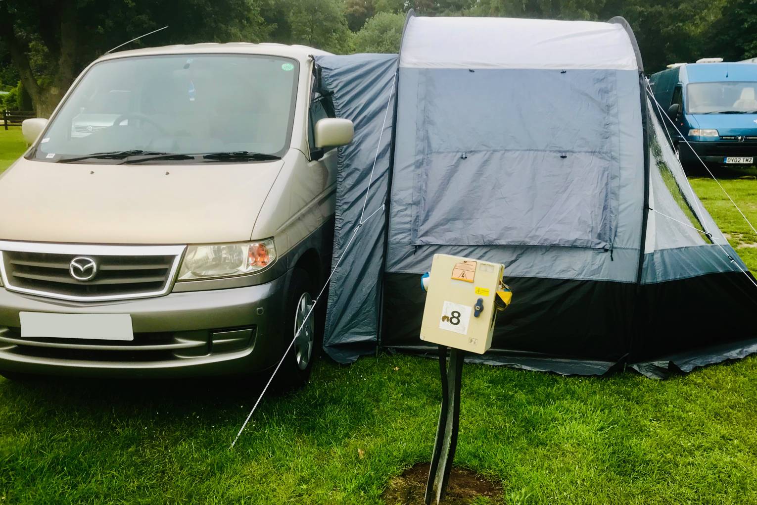 Mazda bongo friendee палатка